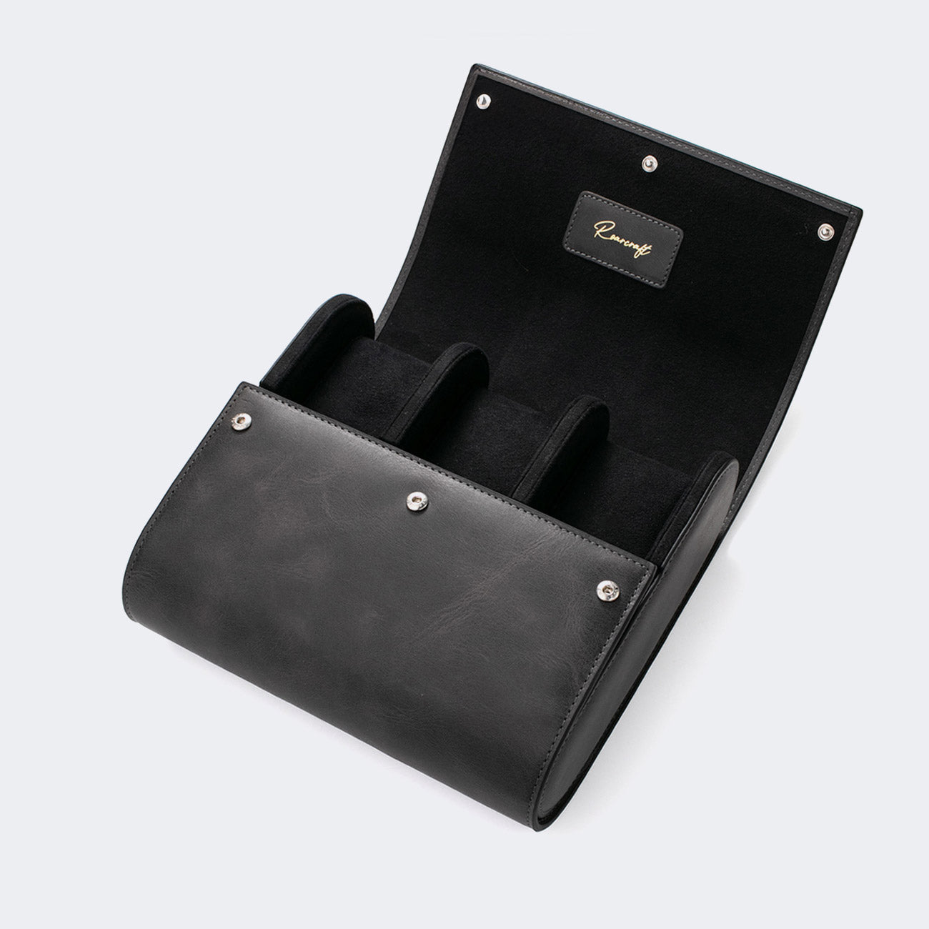 Deri ürünlerdeki leke ve izler nasıl giderilir? – Roarcraft TR