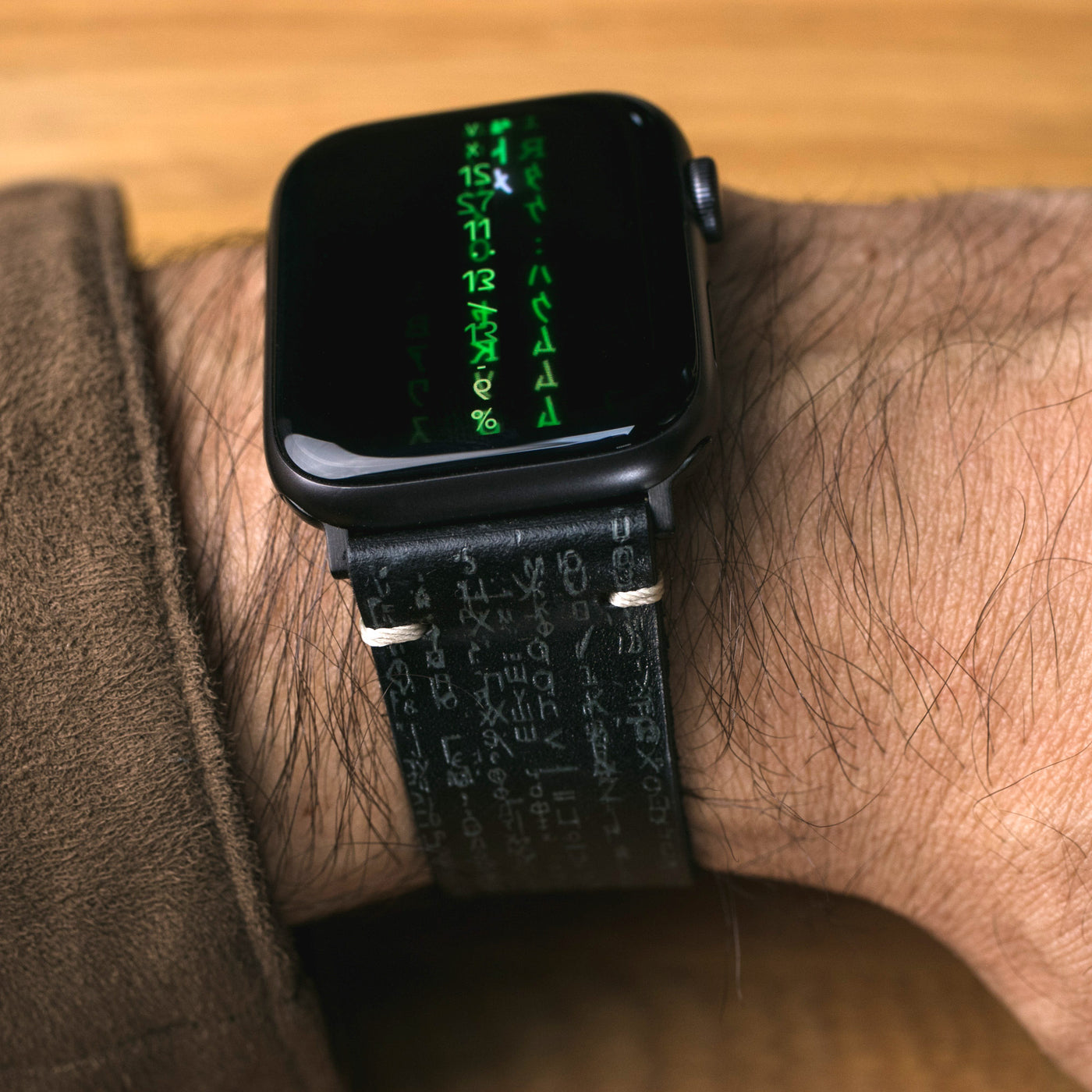 Matrix Fosforlu - Tek Kat Deri Apple Watch Kordon - Siyah - Leather Strap